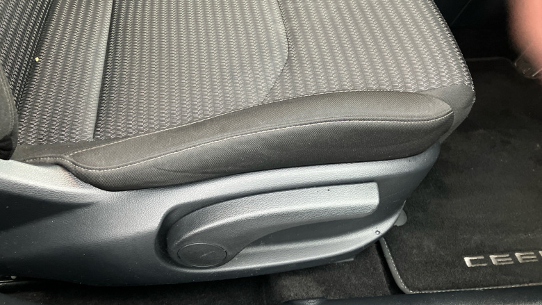 Kia Ceed 1.5T GDi ISG 2 5dr Petrol Hatchback